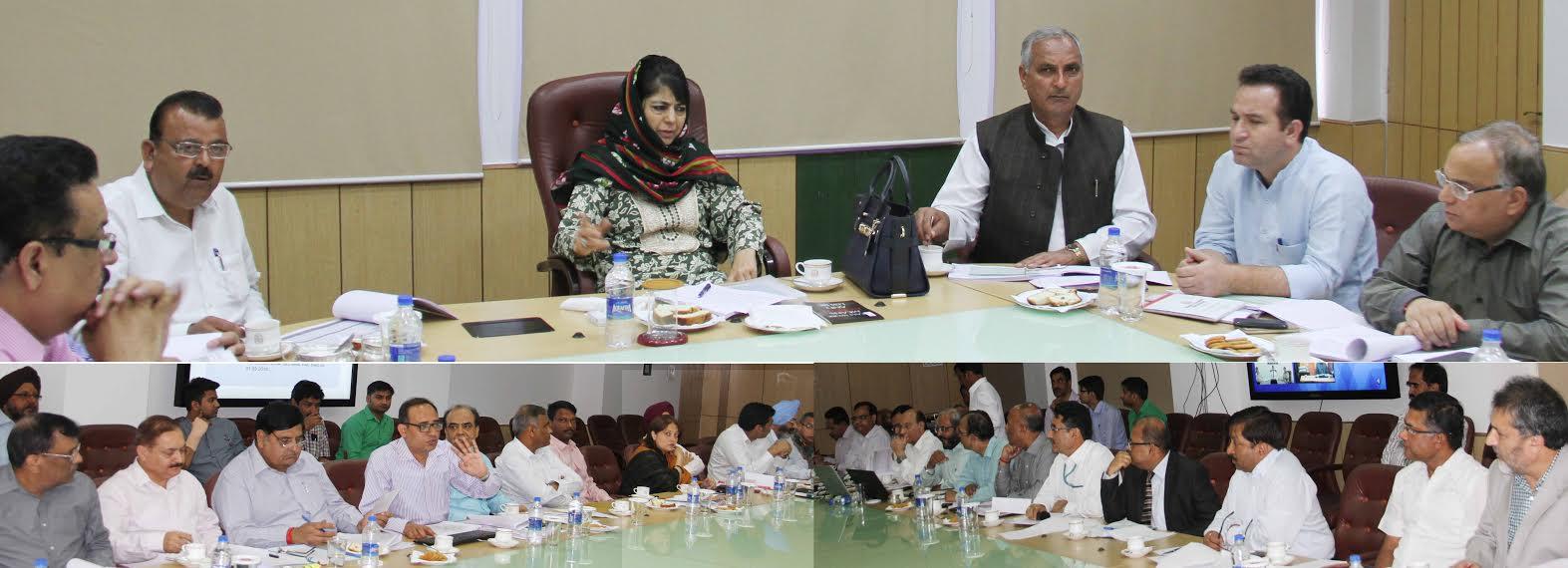CM reviews progress of Nat’l Highways Projects